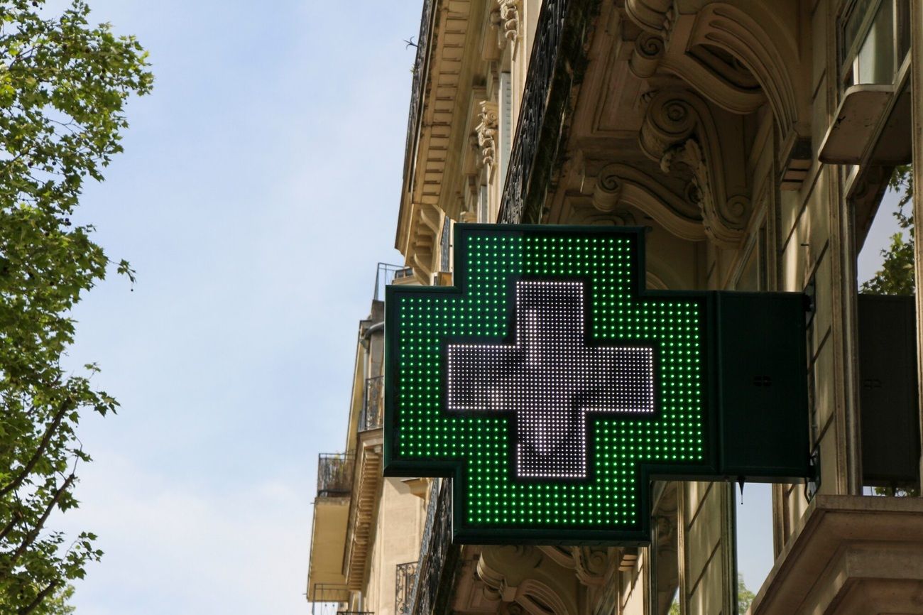 Blog-en-pharmacie-monge-paris-france-tax-free.jpg